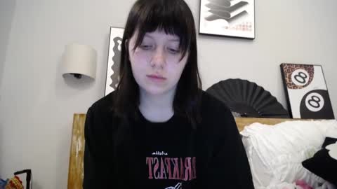 Snapshot of warm_june chatting on January 2026 09:25:01 AM June online show from January 2026 09:25:01 AM