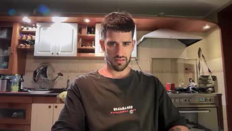 wearetwo online show from December 2025 02:54:02 AM