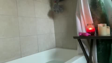 WatchUsFuck69247 online show from January 2025 04:52:01 PM