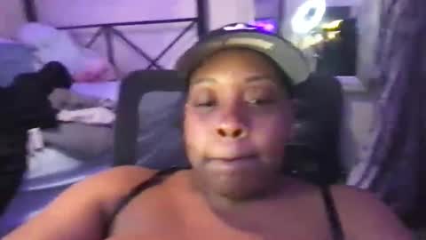 LAUREN LUSH online show from December 2024 02:21:02 AM