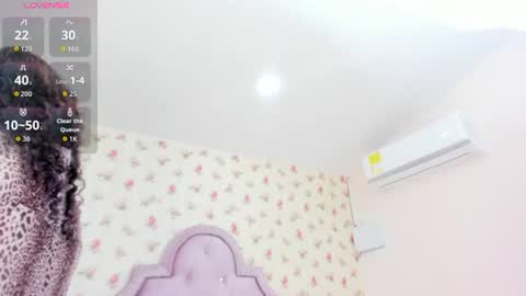 Snapshot of watson_crystal00 chatting on June 2026 03:21:02 PM Milf Latina online show from June 2026 03:21:02 PM