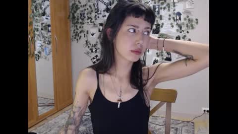 Mina online show from September 2025 01:39:02 AM