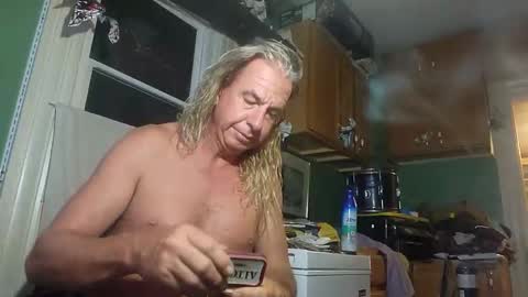 Snapshot of weber444 chatting on September 2025 04:06:01 AM weber444 online show from September 2025 04:06:01 AM