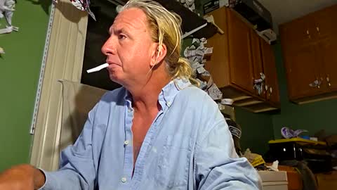 Snapshot of weber444 chatting on October 2025 04:13:02 AM weber444 online show from October 2025 04:13:02 AM