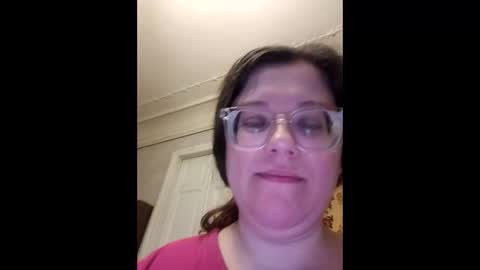 Marina online show from October 2025 03:07:01 PM