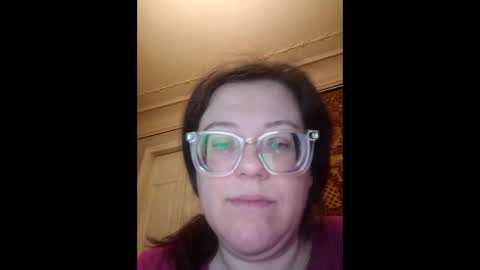 Marina online show from December 2025 02:12:02 PM