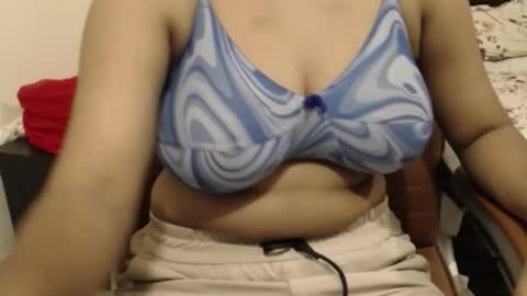 mina online show from October 2025 03:04:01 AM