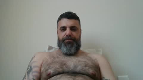 Snapshot of weezy210 chatting on May 2026 04:03:02 PM Weezy online show from May 2026 04:03:02 PM