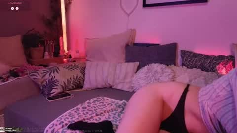 Alyssa and James online show from March 2026 09:09:01 PM