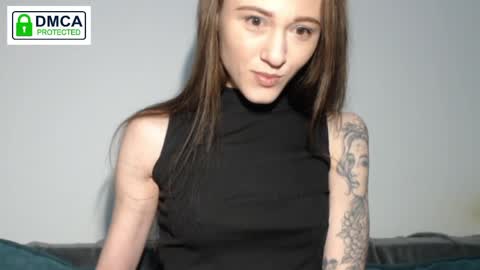 Milena online show from April 2026 08:31:02 PM