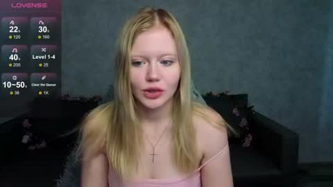 Snapshot of wendy_228 chatting on July 2026 02:25:02 AM Wendy online show from July 2026 02:25:02 AM