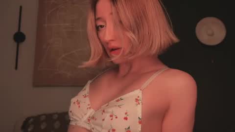 Daisy    online show from May 2026 04:01:02 PM