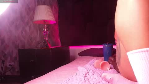 WEN SHENG online show from November 2025 07:25:01 PM