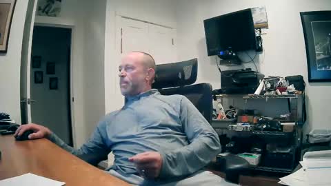 Snapshot of weseeyouwatching chatting on September 2025 05:18:01 AM weseeyouwatching online show from September 2025 05:18:01 AM