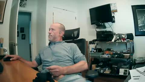 Snapshot of weseeyouwatching chatting on September 2025 07:06:02 PM weseeyouwatching online show from September 2025 07:06:02 PM