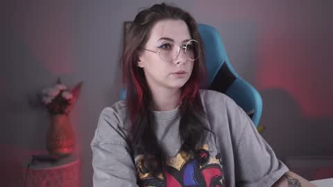 little girl who is always rightLisa online show from December 2024 08:45:02 AM