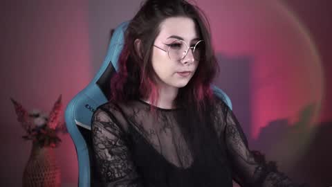 little girl who is always rightLisa online show from January 2025 02:01:01 AM