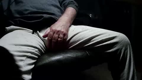 westvalleyguy54 online show from November 2025 02:28:02 AM