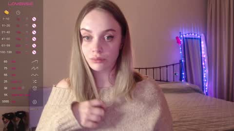 Lana online show from February 2025 03:27:01 PM