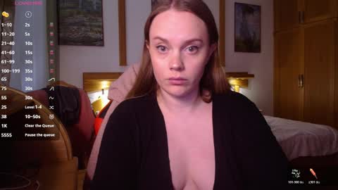 Snapshot of wet_lana chatting on April 2026 03:07:01 PM Lana online show from April 2026 03:07:01 PM