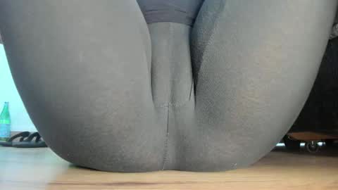Snapshot of wet_pants2022 chatting on May 2026 11:38:01 AM wet_pants2022 online show from May 2026 11:38:01 AM