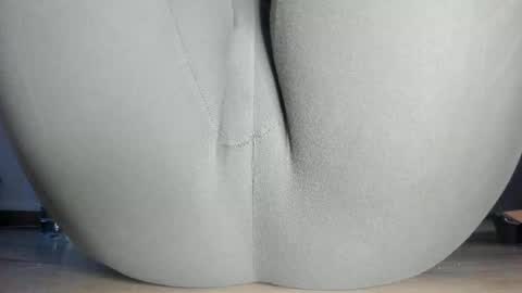 Snapshot of wet_pants2022 chatting on May 2026 10:41:02 PM wet_pants2022 online show from May 2026 10:41:02 PM