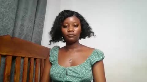 Snapshot of wet_pussieyy chatting on June 2026 05:31:01 AM wet_pussieyy online show from June 2026 05:31:01 AM