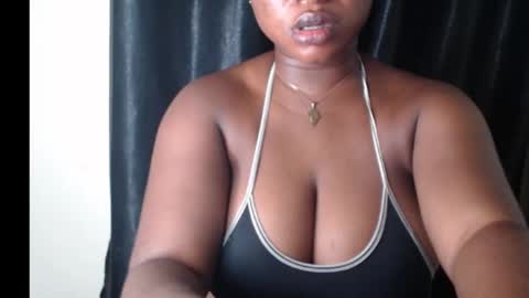 Sonia online show from October 2025 11:24:02 PM