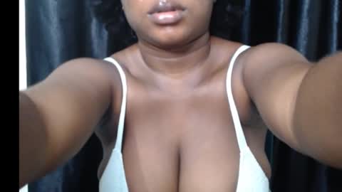 Sonia online show from October 2025 01:23:01 PM
