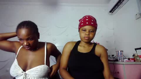 Snapshot of wetboob chatting on May 2026 06:05:02 PM wetboob online show from May 2026 06:05:02 PM