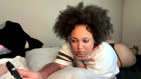 SheSquirts online show from March 2026 01:23:01 AM