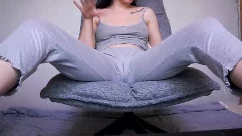 Snapshot of wetdream221 chatting on May 2026 09:44:02 PM Beatrice Moan from LovenseWet from Tip MenuOpen for Private online show from May 2026 09:44:02 PM