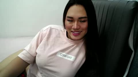 Snapshot of wetdreamasiax chatting on September 2025 12:10:02 PM jess online show from September 2025 12:10:02 PM