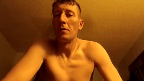 Snapshot of wetduck77777 chatting on March 2026 08:04:01 AM wetduck77777 online show from March 2026 08:04:01 AM