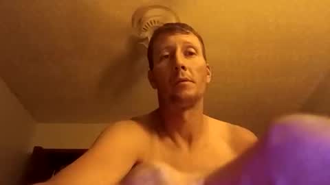 Snapshot of wetduck77777 chatting on April 2026 08:01:01 AM wetduck77777 online show from April 2026 08:01:01 AM