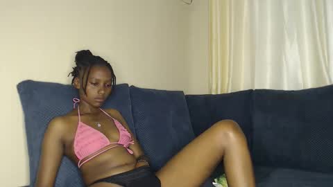 Snapshot of wetfreakym chatting on May 2026 06:41:02 AM Bella online show from May 2026 06:41:02 AM
