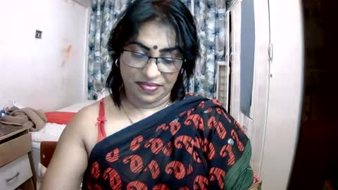 Snapshot of wetindian1971 chatting on July 2026 06:43:01 PM kavita online show from July 2026 06:43:01 PM