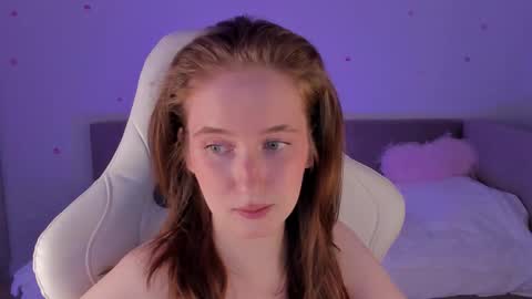 Sofia online show from October 2025 07:24:02 PM