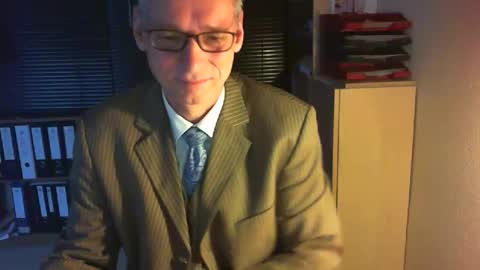 Franz online show from March 2026 05:34:02 AM