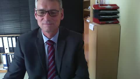 Snapshot of wetsuitedman chatting on June 2026 02:21:01 PM Franz online show from June 2026 02:21:01 PM