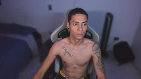 Snapshot of wexx_ chatting on February 2026 01:31:01 AM wex online show from February 2026 01:31:01 AM