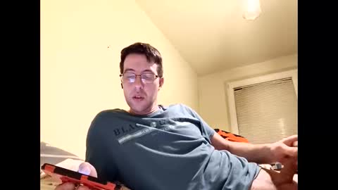 Snapshot of whatwouldyouliketosee chatting on December 2024 09:54:02 PM stoffy online show from December 2024 09:54:02 PM