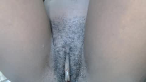 Whinebby online show from October 2025 04:02:01 AM