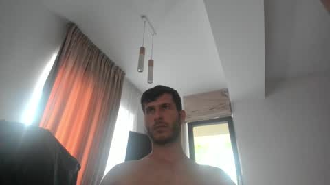 Michael online show from September 2025 03:35:01 PM