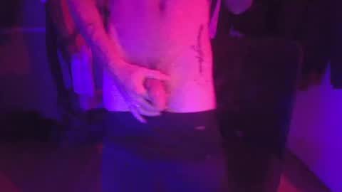 whispersonhickory online show from December 2024 08:42:02 AM