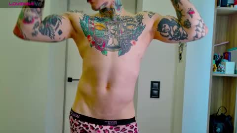 Snapshot of white_king999 chatting on February 2026 01:07:02 PM Max online show from February 2026 01:07:02 PM