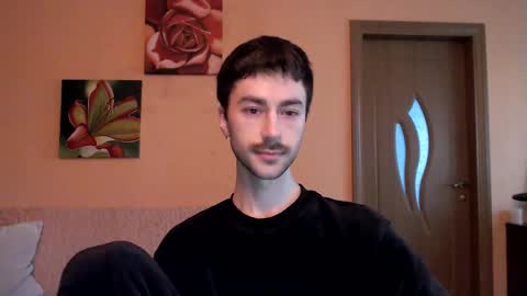 Snapshot of white_sport chatting on November 2025 02:28:01 PM Tom online show from November 2025 02:28:01 PM