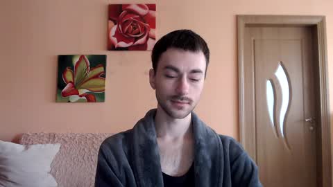 Tom online show from March 2026 11:43:02 AM