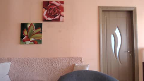 Tom online show from April 2026 02:07:02 PM