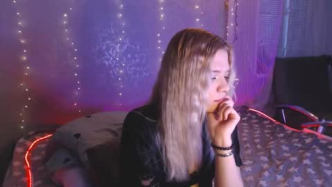 Melania and Mikey online show from March 2026 01:13:02 PM